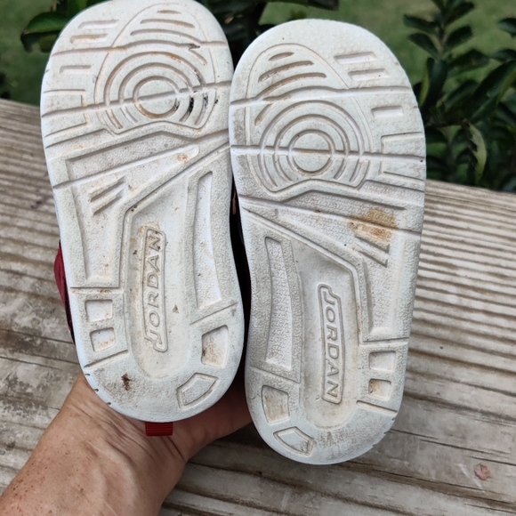 Nike Air Jordan Legacy High Tops - Picture 7 of 7